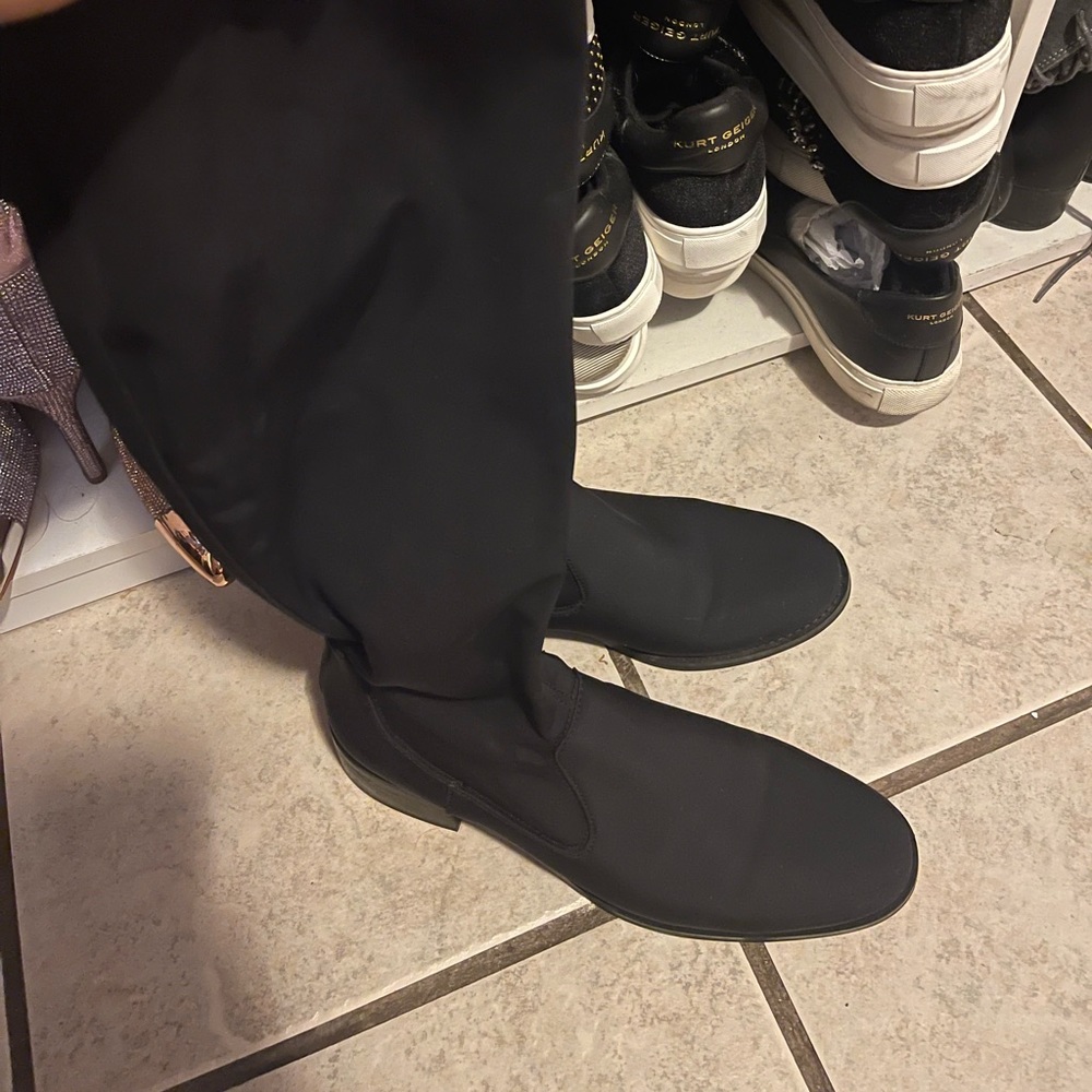 Donald Pliner tall boots